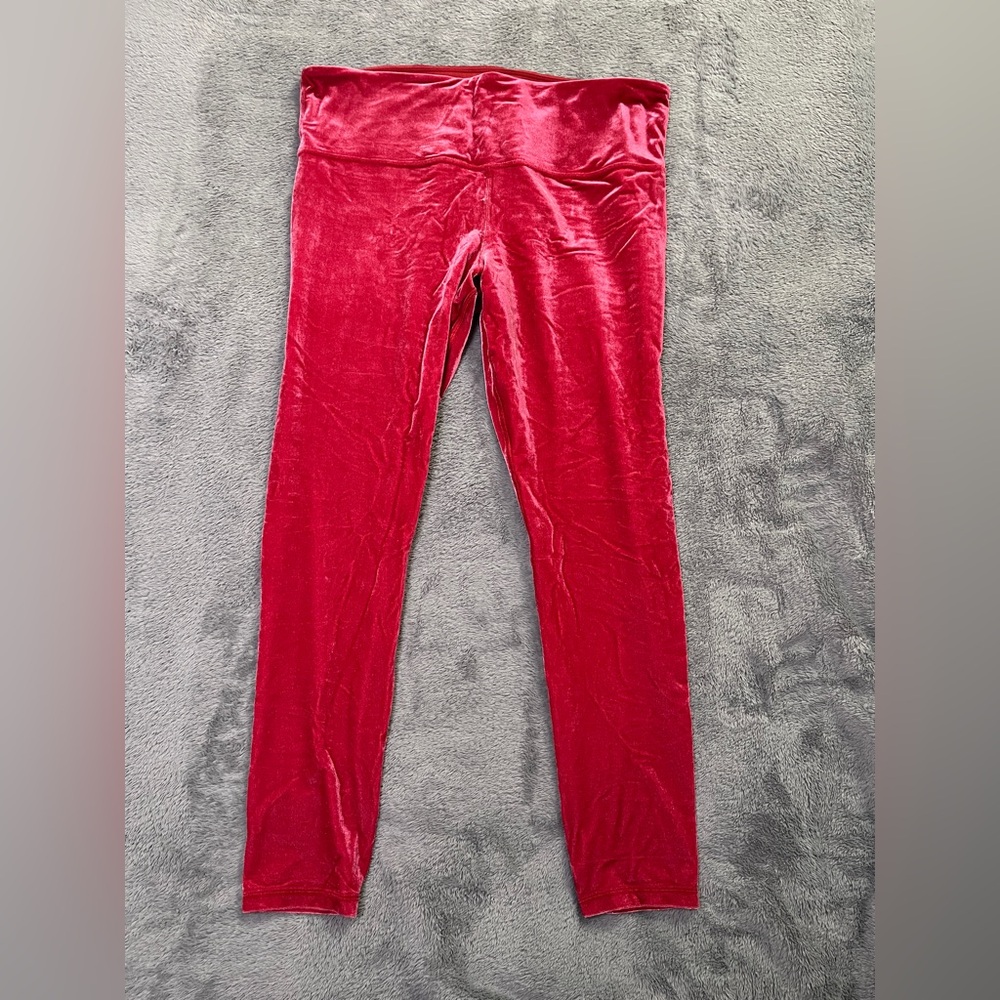 Athleta Elation Red Velvet Leggings XL Womens